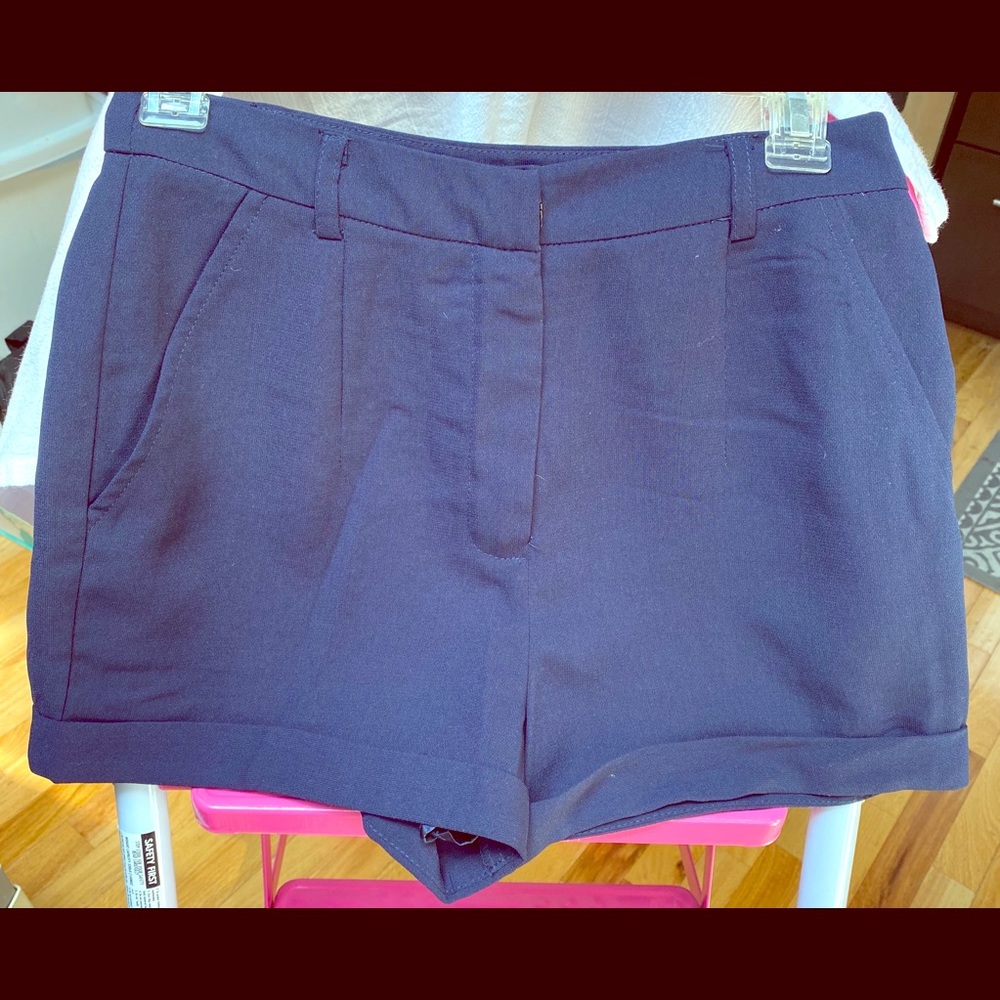 Cuffed Shorts S Never Worn